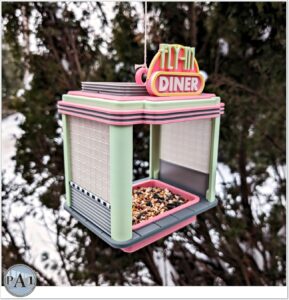 Retro Diner Feeder