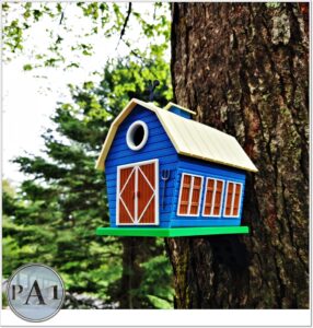 Barn Birdhouse